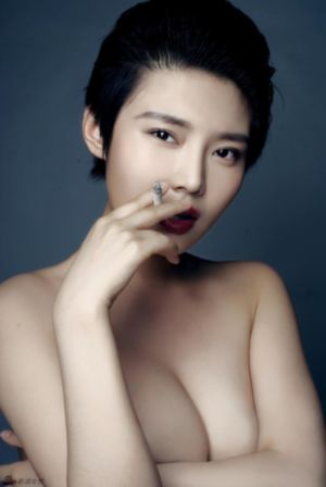 成人嫩草666AV_HD免费全集观看